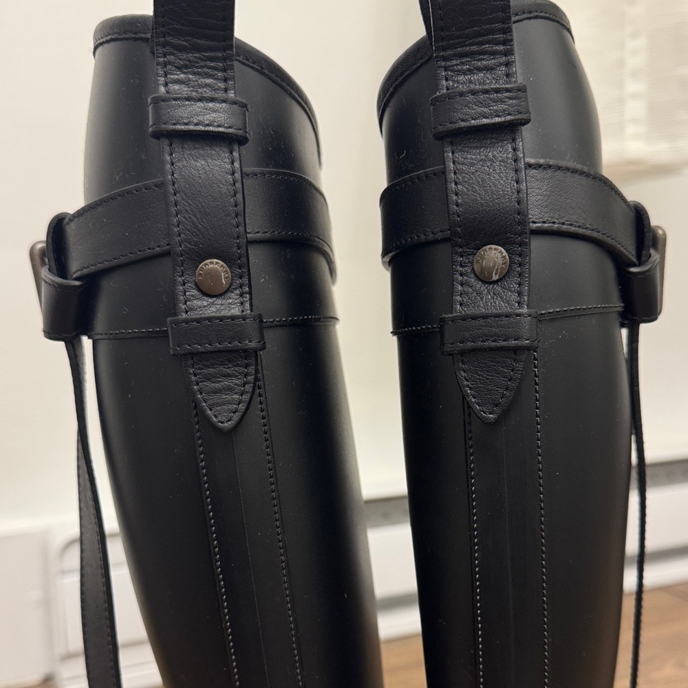 Burberry Women's Black equestrian rain boots with leather straps - Picture 8 of 10